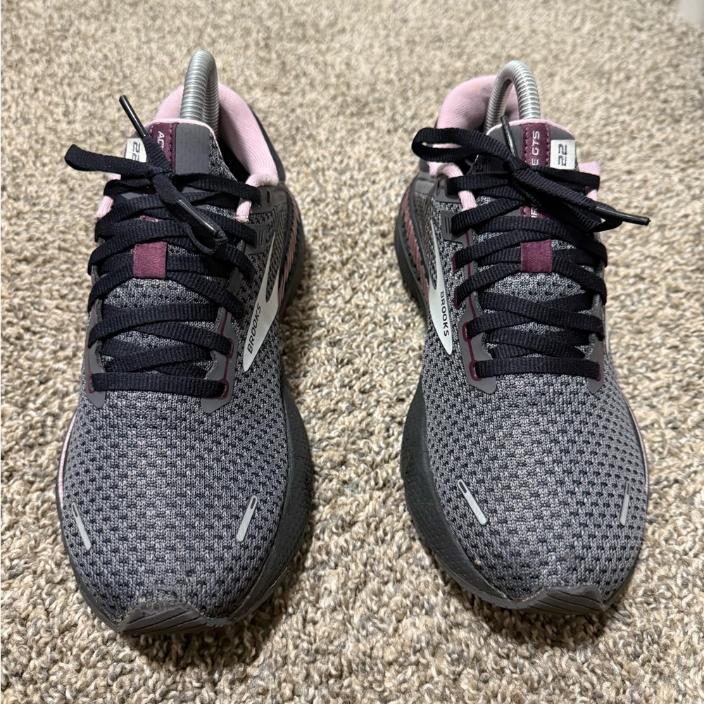 Brooks Women's Adrenaline GTS 22 - Black and Pink - Picture 3 of 9